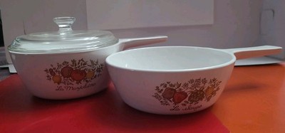 Corning Ware Spice of Life 1 Pint Sauce Pan P-81-B and 1.5 Pint P-82-B  W/ Lid