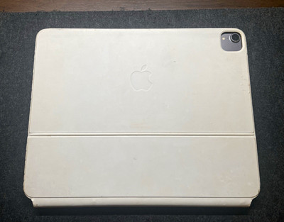 Apple IPad Pro 12.9 With Apple Magic Keyboard (Needs new Screen)