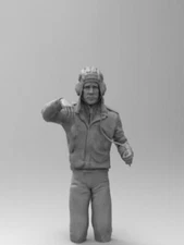 1/16 Scale Tank Crewman Figurine T-72 Tank Resin Military Model Unassembled