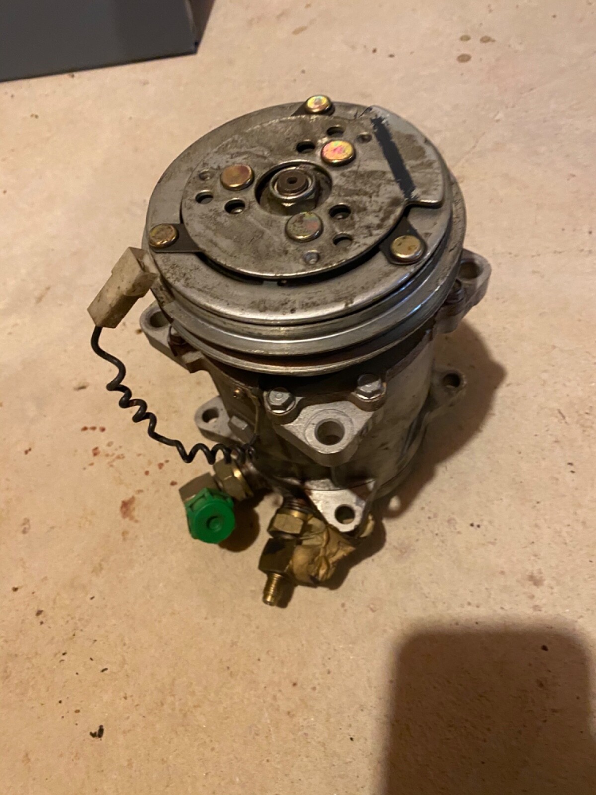 Ferrari testarossa Mondial qv air conditioning compressor part number 123205