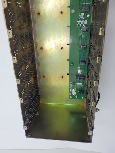 Honeywell  900R08-0001 8 I/O SLOT RACK - 第 6/8 張圖片