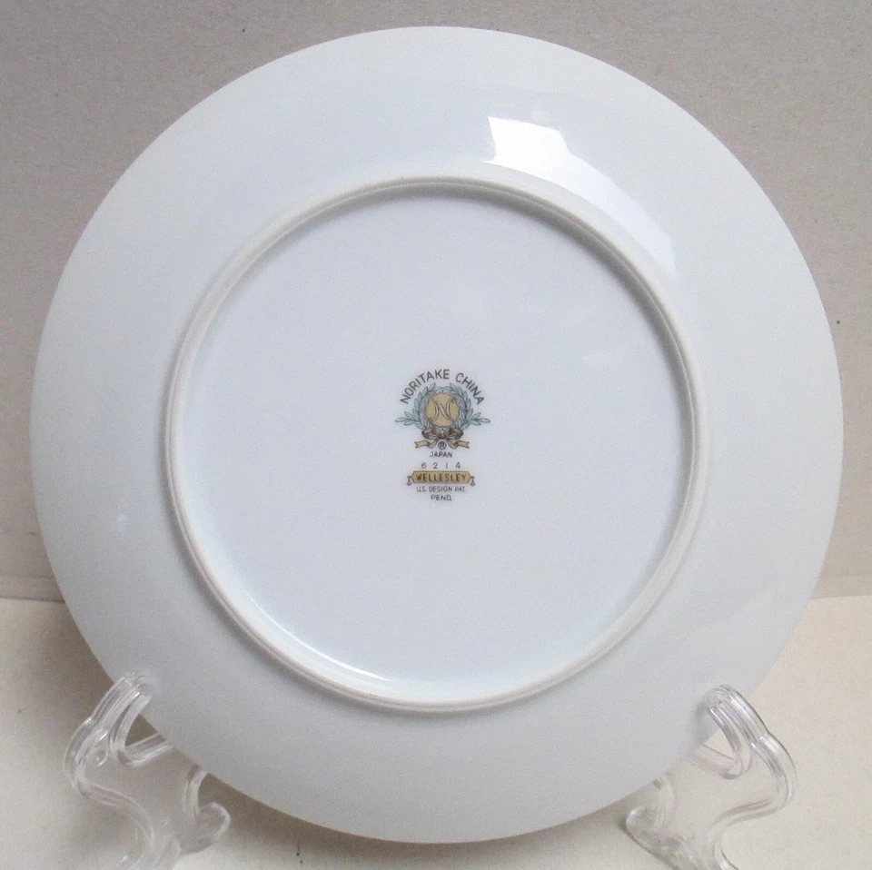 Lovely Noritake "WELLESLEY" #6214 Side Plates. Gorgeous Pattern. EUC - image 4 of 4