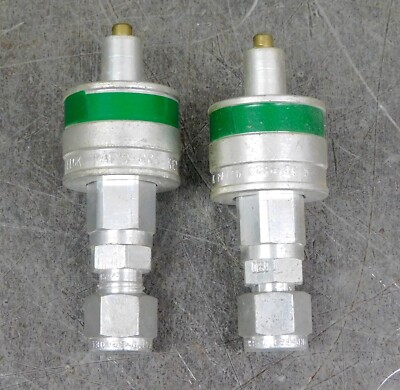 Swagelok - QC6-KEY 3 Quick Connect Fitting 3/8 in. NPT Lot of Two (2)
