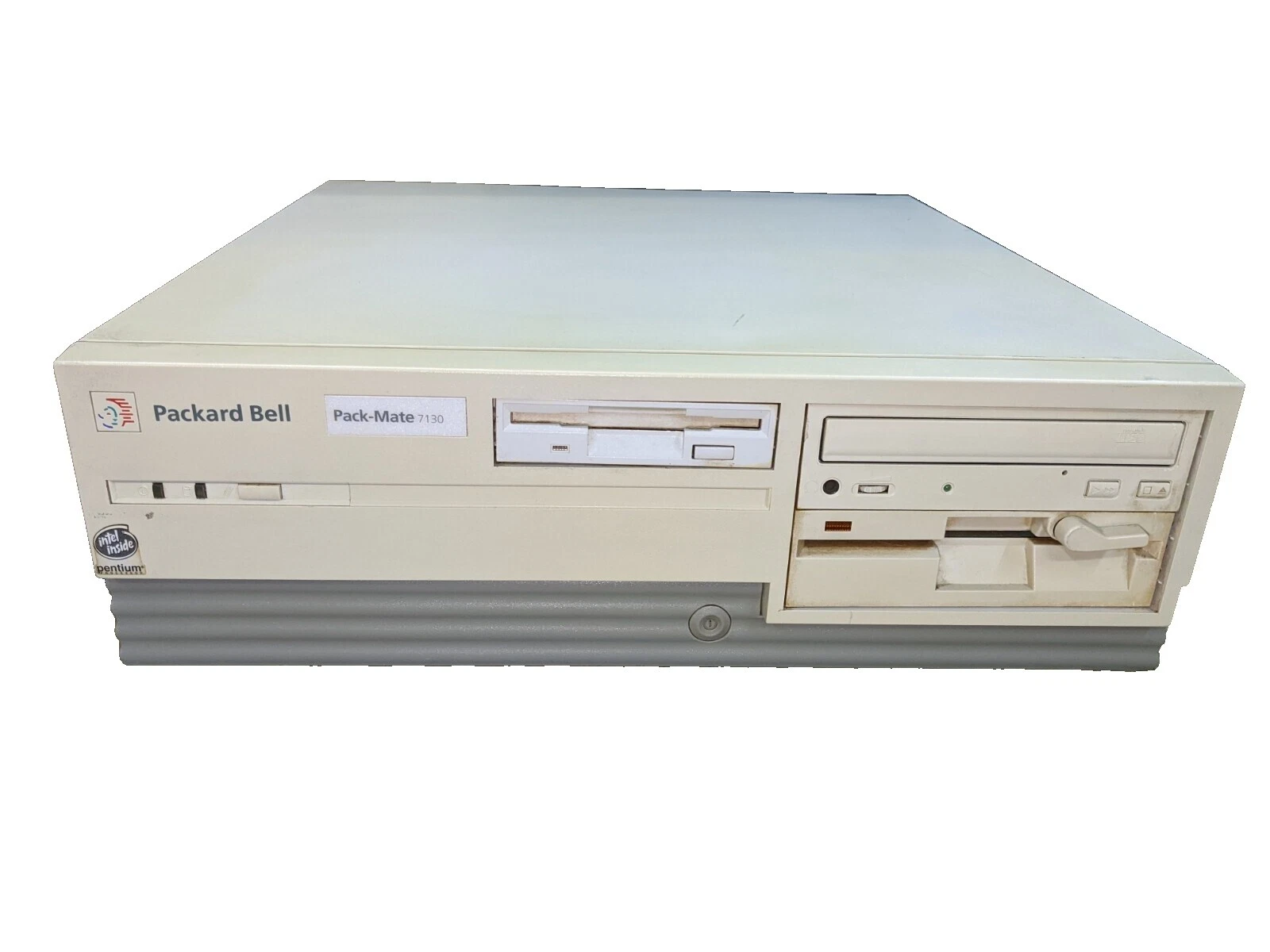 Packard Bell 1GHz o más computadoras de escritorio y computadoras Todo en Uno