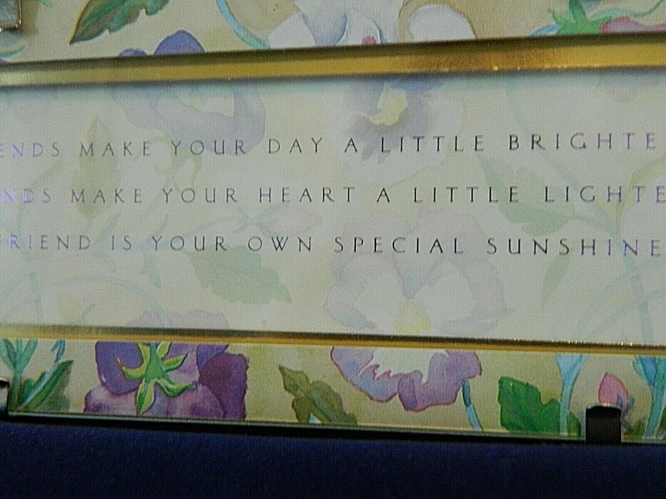 FRIENDS PLAQUE IN STAND,"FRIENDS MAKE YOUR DAY A LITTLE BRIGHTER....." 9" L 3" H - Image 4 of 4