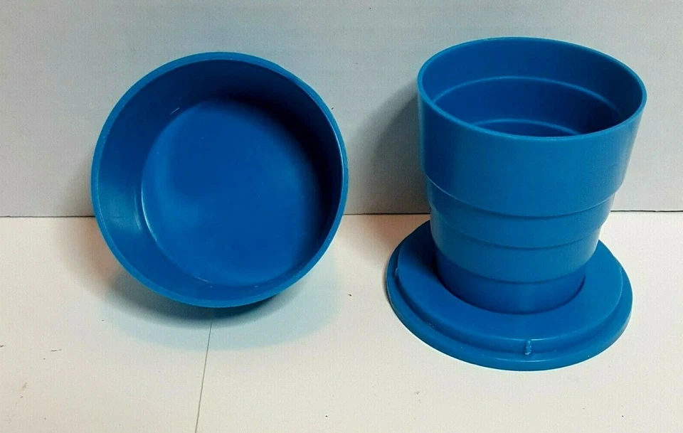 Ultra Rare Micro Machines Dairy Queen Toy, Collapsible Cup, 1997 galoob DQ  - Image 3 of 4