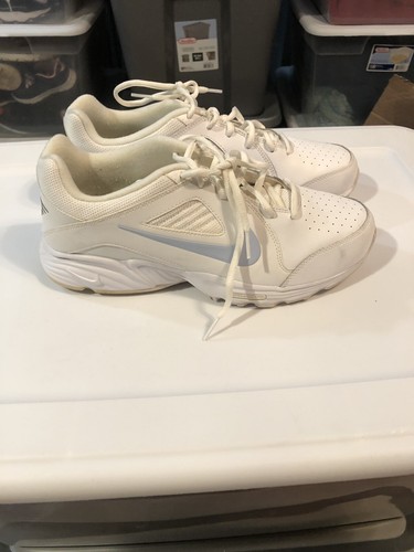 nike view iii women's white