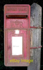 Photo 6x4 Close up, Elizabeth II postbox on the A1039, Flixton Ings Postb c2016
