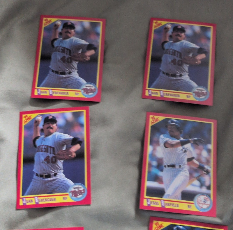Topps 1990 MLB Baseball Card Lot of 4 - Juan Berenguer x3 Jesse Barfield