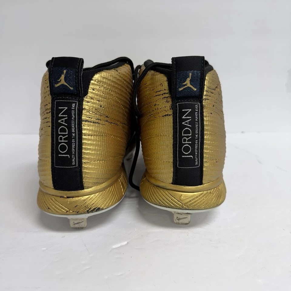 Jordan 12 Retro MCS Personalizado Dorado/Negro Talla 11 Usado Sin Caja Foto 4 de 4