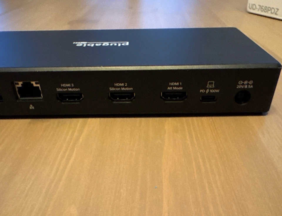 Estación de acoplamiento de triple monitor USB-C Plugable Technologies UD-768PDZ 13 en 1 Foto 4 de 4