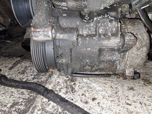 Volkswagen Golf 1997 AC AIR Compressor Pump used, Genuine #2224680-24