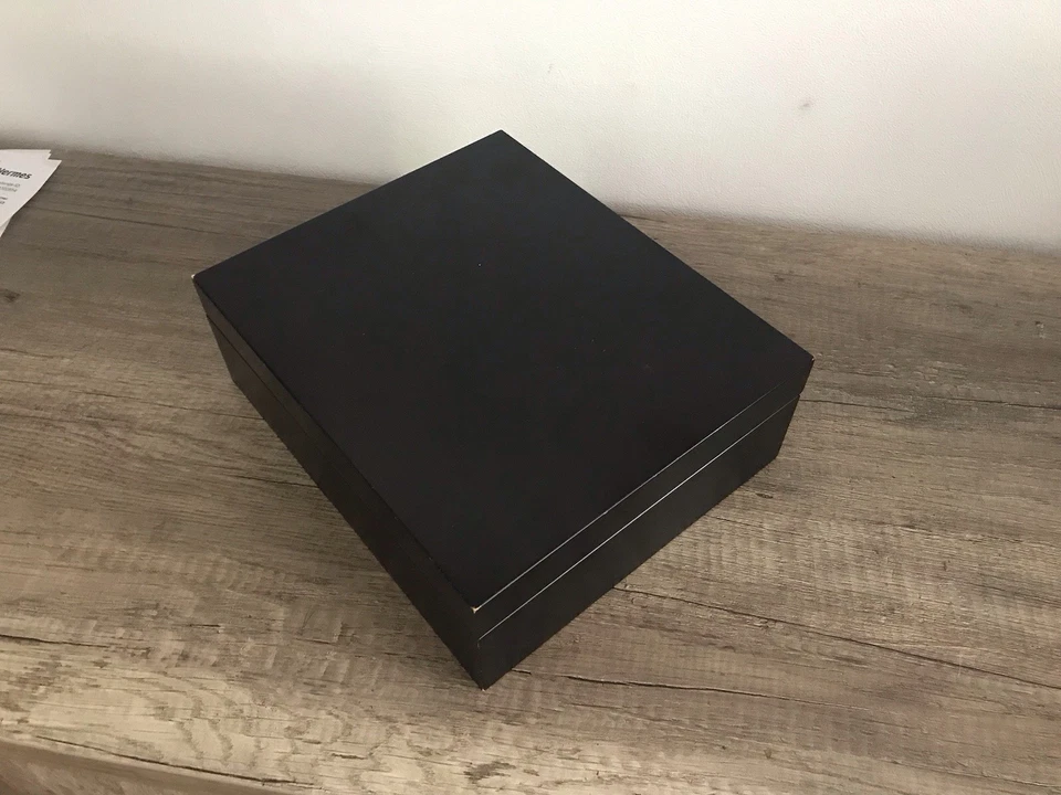 Hochwertiger Humidor mit Hygrometer Luftbefeuchter Zigarre Holzbox - Bild 2 von 3