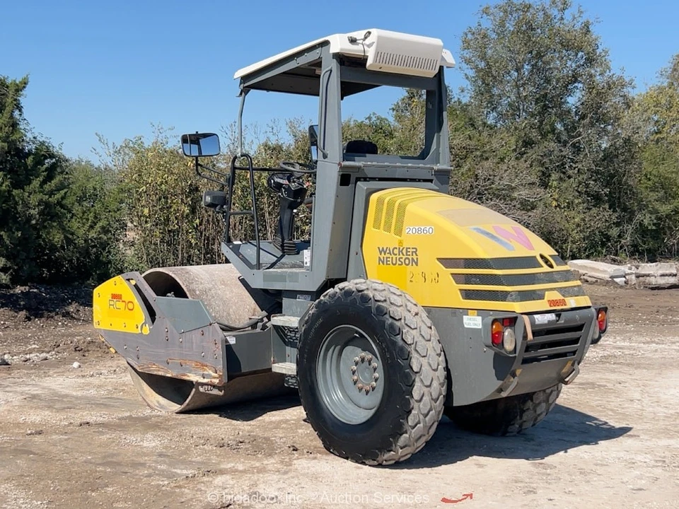 Compactador vibratorio Wacker Neuson RC70 2018 66" tambor bidadoo Foto 3 de 4