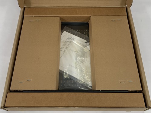 NEU Middle Atlantic VSA-1626 verstellbares Teleskopregal Serverregal - Bild 3 von 5