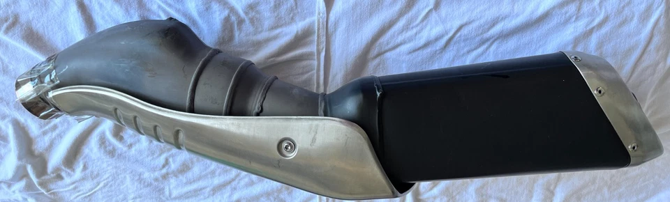 Tubo de escape Aprilia 2013 RSV 4 1000 de fábrica OEM Foto 4 de 4