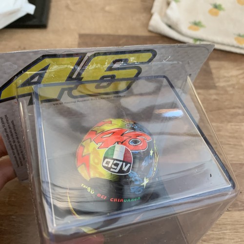 Valentino Rossi #46 1999 Aprilia Helmet 1:5 Scale - DeAgostini MotoGP Replica - Picture 2 of 5