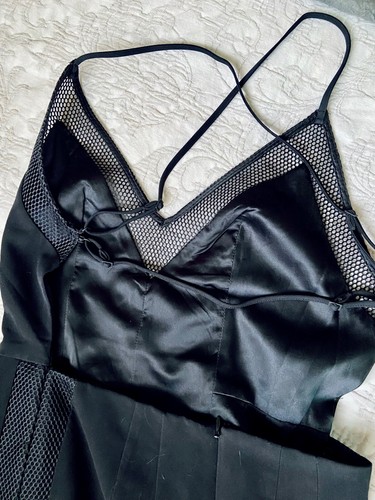Kendall & Kylie Fishnet Romper Medium - Picture 8 of 8