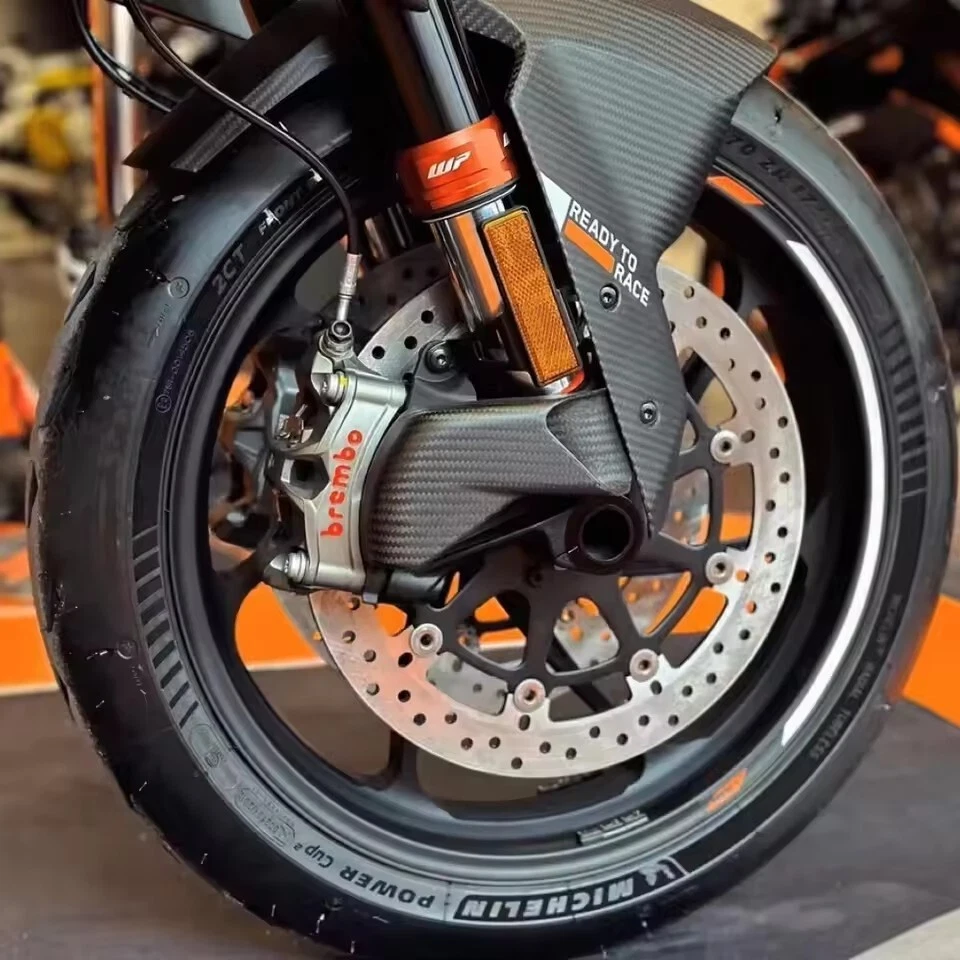 For KTM Super Duke R 1290 carbon fiber front brake air duct caliper radiator - Bild 3 von 4