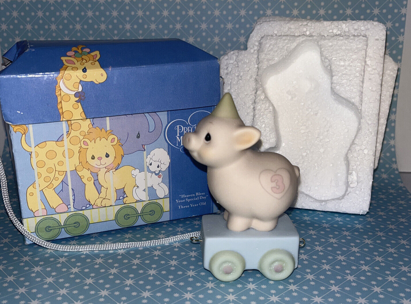 Precious Moments Birthday Train Age 3 Pig "Heaven Bless Your Special Day" 15954