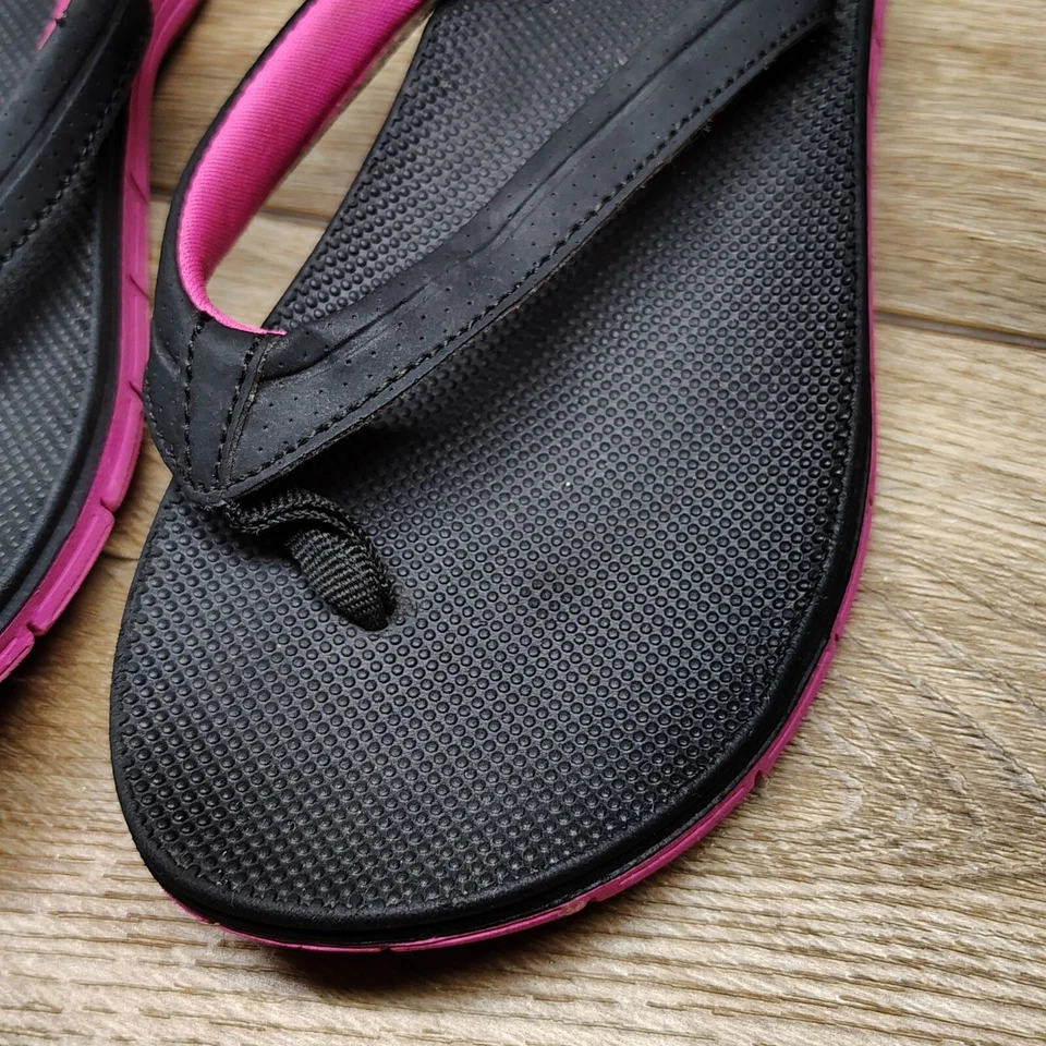 Sandalias chanclas Ocean Pacific para niñas talla 4,5 cojín negro rosa Foto 4 de 4