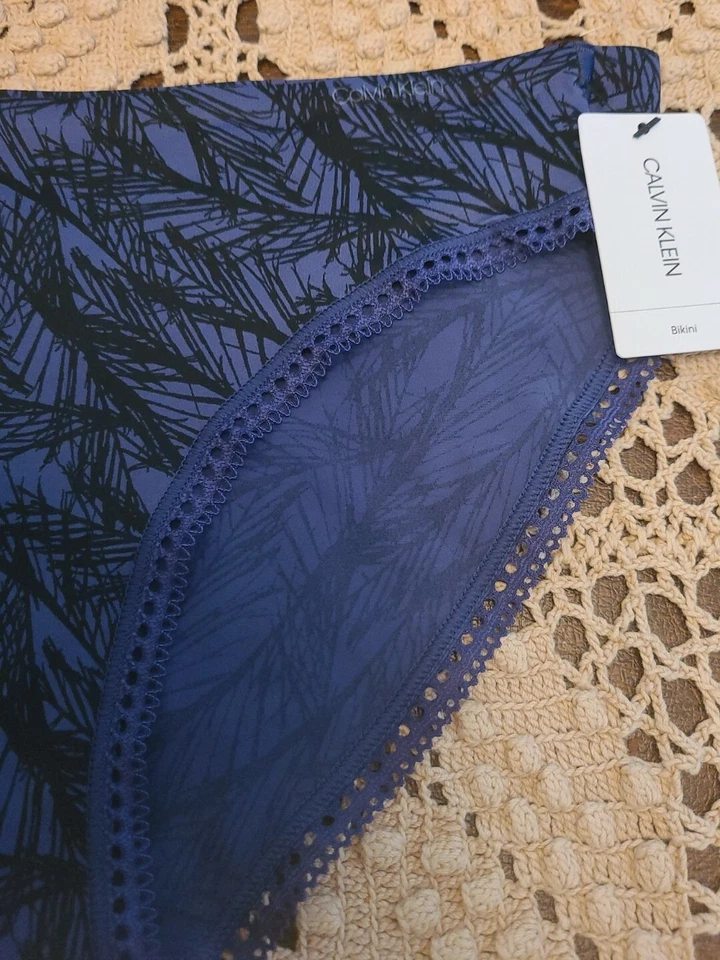 Bragas de bikini S/5 CALVIN KLEIN Smooth Vibes LIQUID TOUCH ~ QF4481-541 NUEVAS CON ETIQUETAS $22 Foto 3 de 4