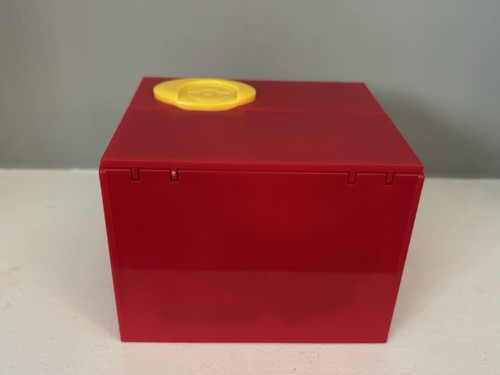 Nintendo Pokémon Pikachu Talking Coin Bank di Game Freak TV Shine - Foto 6 di 15