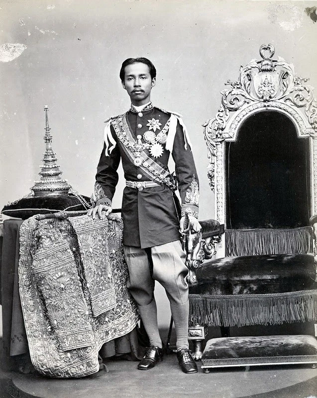 泰国护身符旧魔法石项链吊坠健康富裕护身符 1840 — 第 3/4 张图片