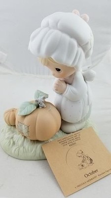 Precious Moments ~ 1988 OCTOBER  Figurine ~Girl Pumpkin Autumn Fall