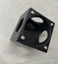 Thorlabs C4W - 30 mm Cage Cube w 1 B1C Plate