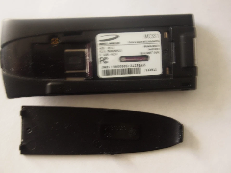 Novatel Wireless NRM-MC551 UNKNOWN 4G LTE Mobile Broadband USB Stick Modem - Image 4 of 4