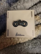 Leen Customs Pin Garage - TRON BLUE LIGHT CYCLE 