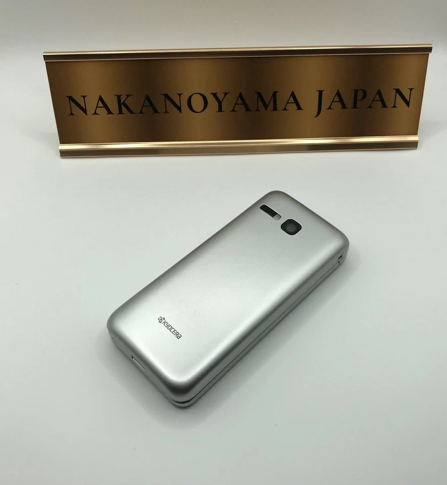 KYOCERA 902KC DIGNO KEITAI 3 ANDROID FLIP PHONE Silver UNLOCKED Sim Free From JP - Image 2 of 4