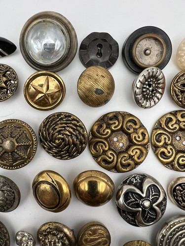 121 + Antique Glass Metal Jet Abalone Plastic Buttons - Picture 11 of 19
