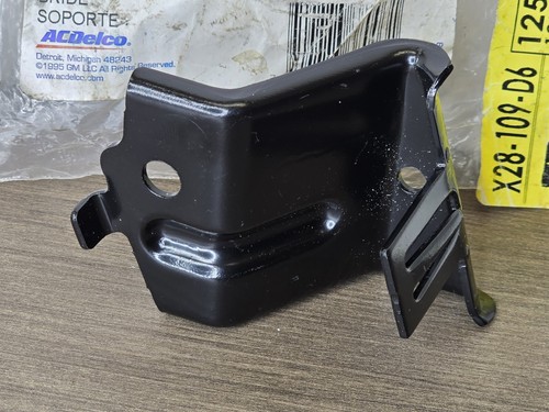 Vapor Canister Purge Solenoid Bracket - Picture 4 of 8