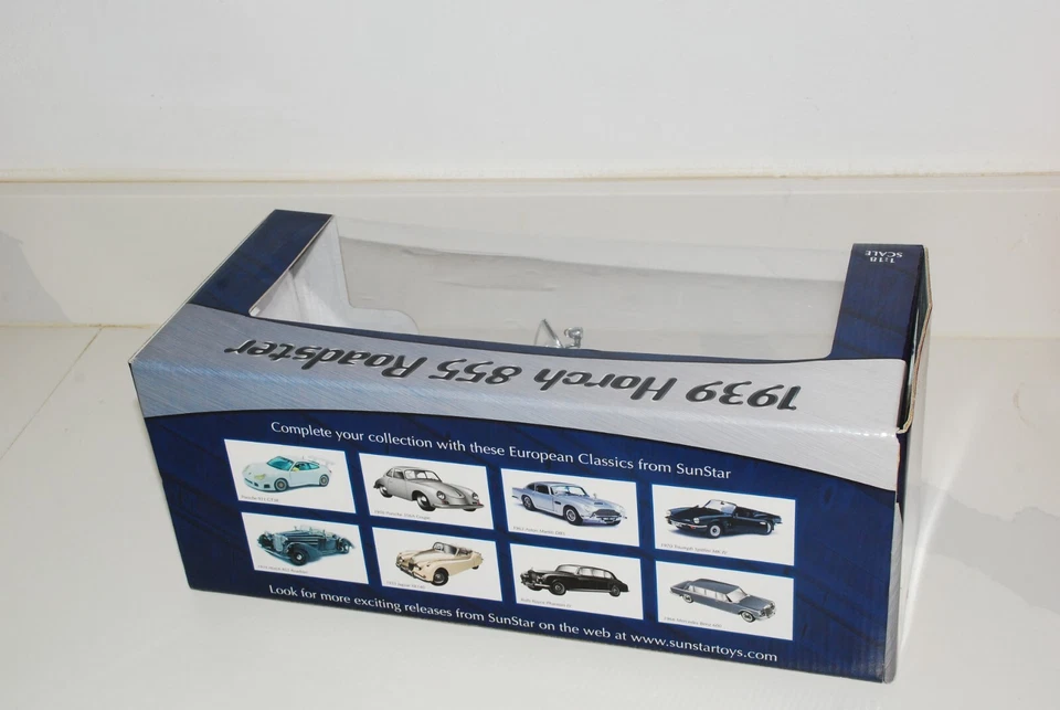 1:18 Sunstar 1939 Horch 855 Roadster Black Model 2401 - Image 4 of 4