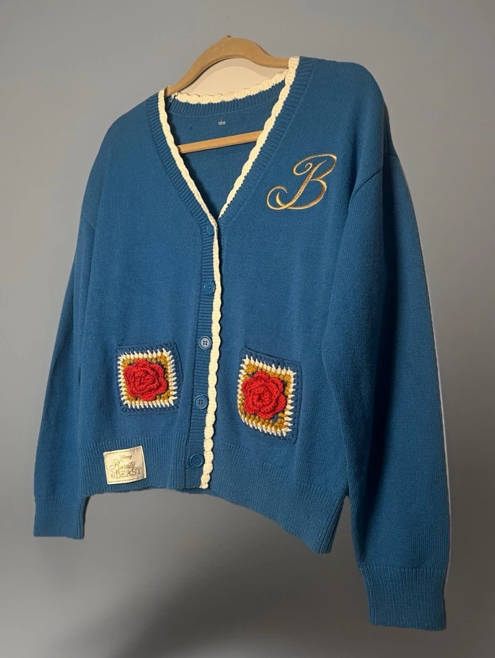 Cardigã Disney Beauty & the Beast Storybook tamanho grande Cottagecore novo sem etiquetas - Imagem 2 de 4