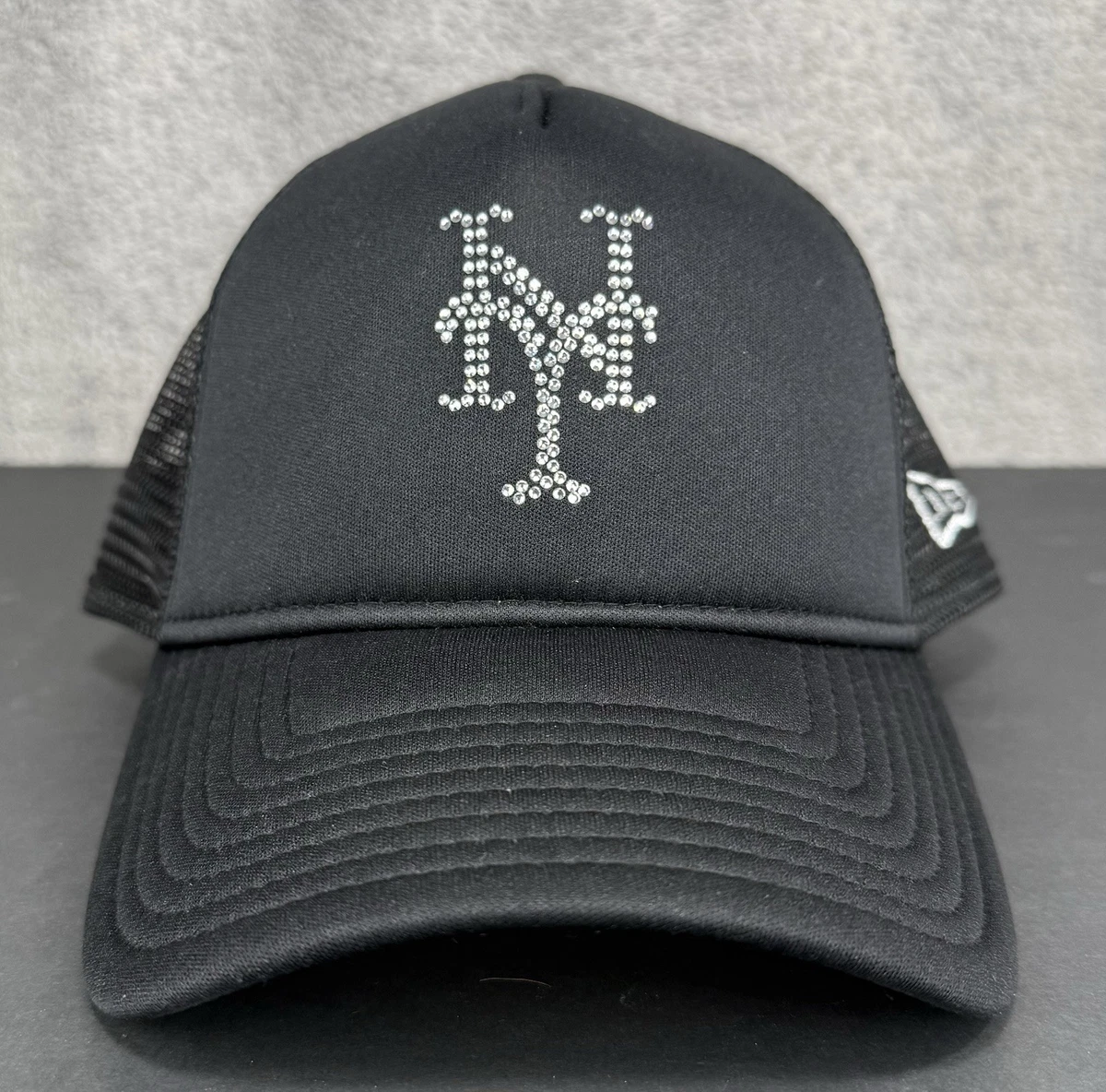 NWOT - New York Giants Ball Cap with Rhinestone \