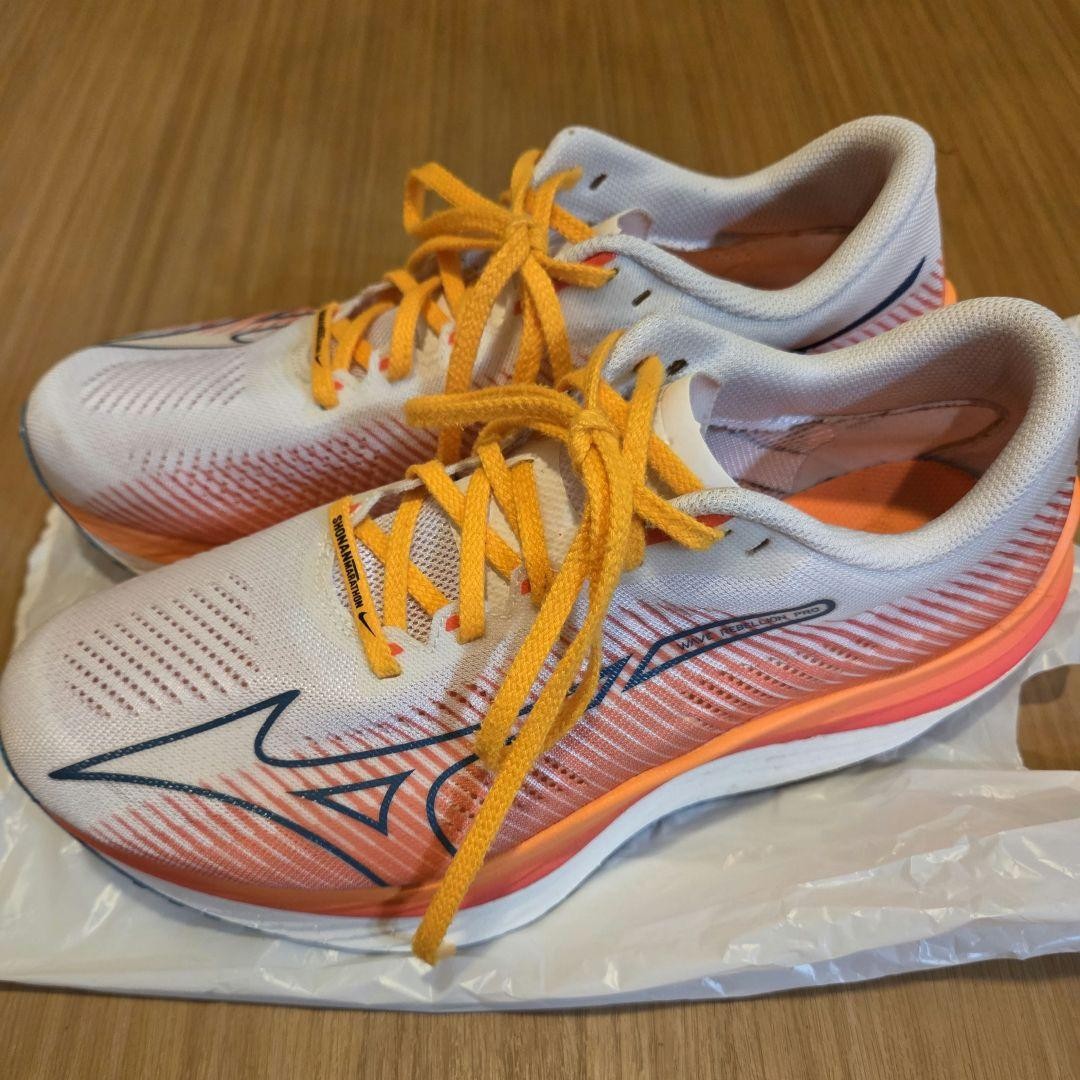 men 9.5US Mizuno MIZUNO WAVE REBELLION PRO