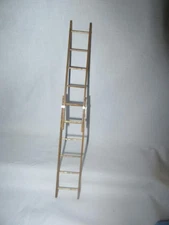 MINIATURE DOLLHOUSE 1:12 SCALE SIR THOMAS THUMB 10" EXTENSION LADDER - 951