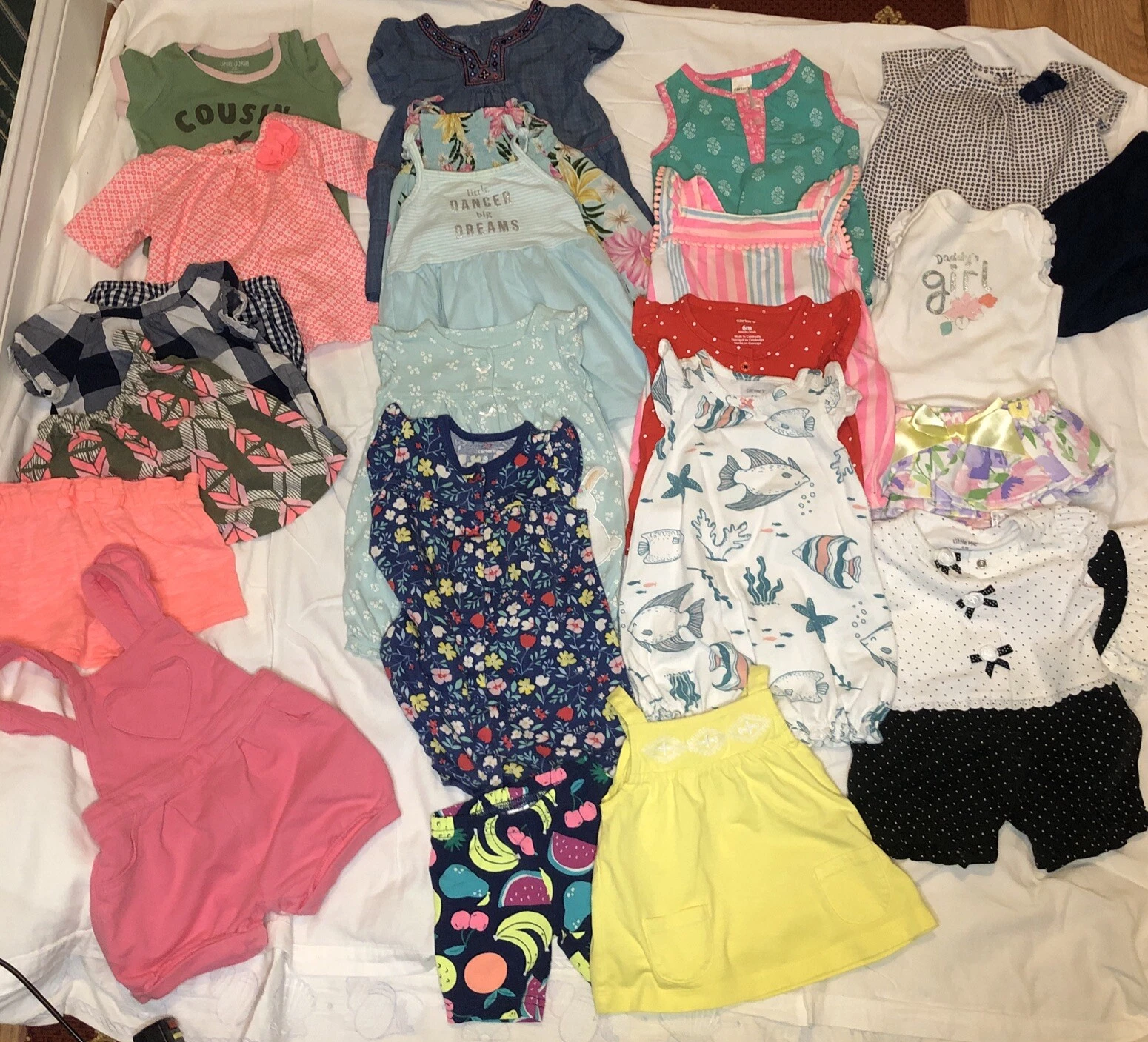 Super cute Gently used Baby Girl Clothing Lot Size 6 Months 26 Pieces