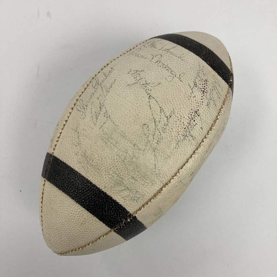 Johnny Unitas 1961 Baltimore Colts Team Signed Spalding Football PSA DNA COA - Image 3 of 4