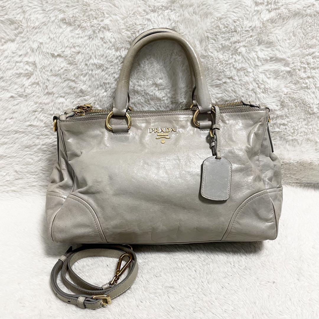 ハンドバッグ Prada Light Grey Leather Handbag PRADA Leather Shoulder Bag Handbag Auth Gray Medium Women