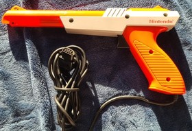 Nintendo NES Action Set con Super Mario Bros/Caccia all'Anatra, Zapper, Manuale - Testato!