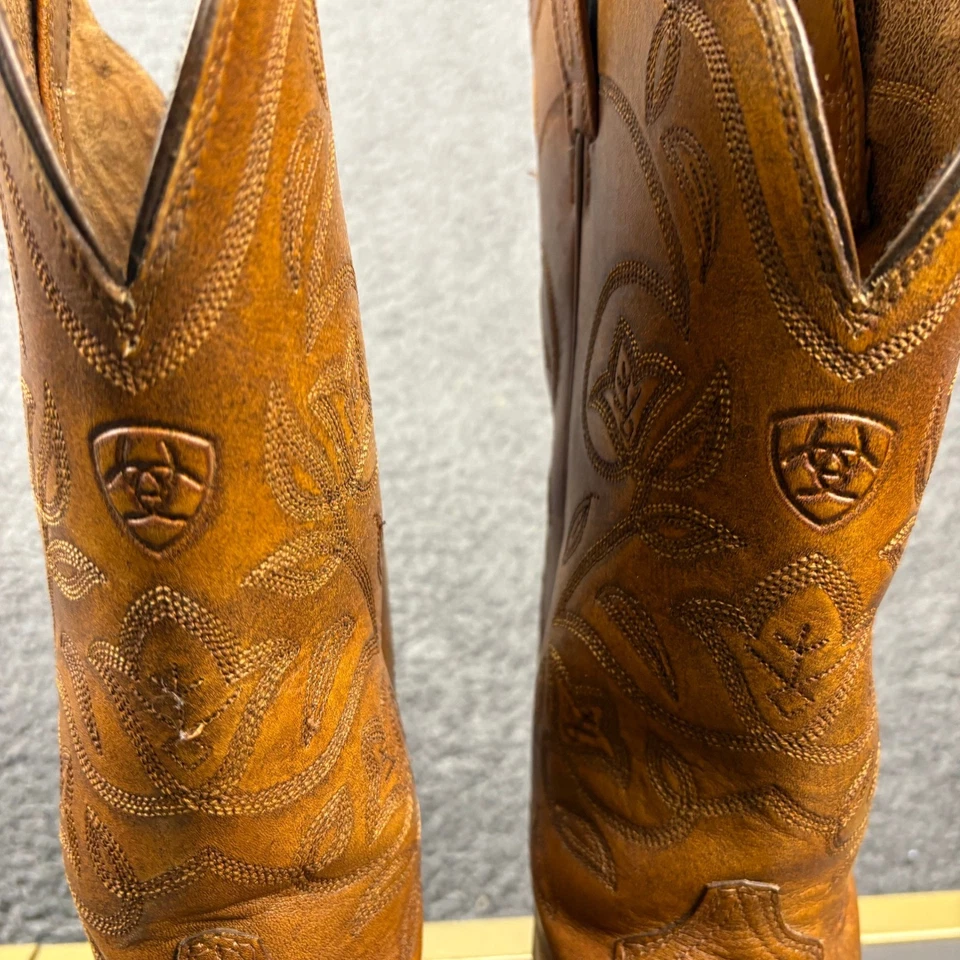 Botas de caubói Ariat Heritage R Toe couro marrom ocidental bordadas florais 8,5B - Imagem 4 de 4