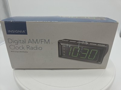 Insignia Digital AM/FM Dual Alarm Clock with 4Level Dimmer NEW Black (NS-CLOPP2)