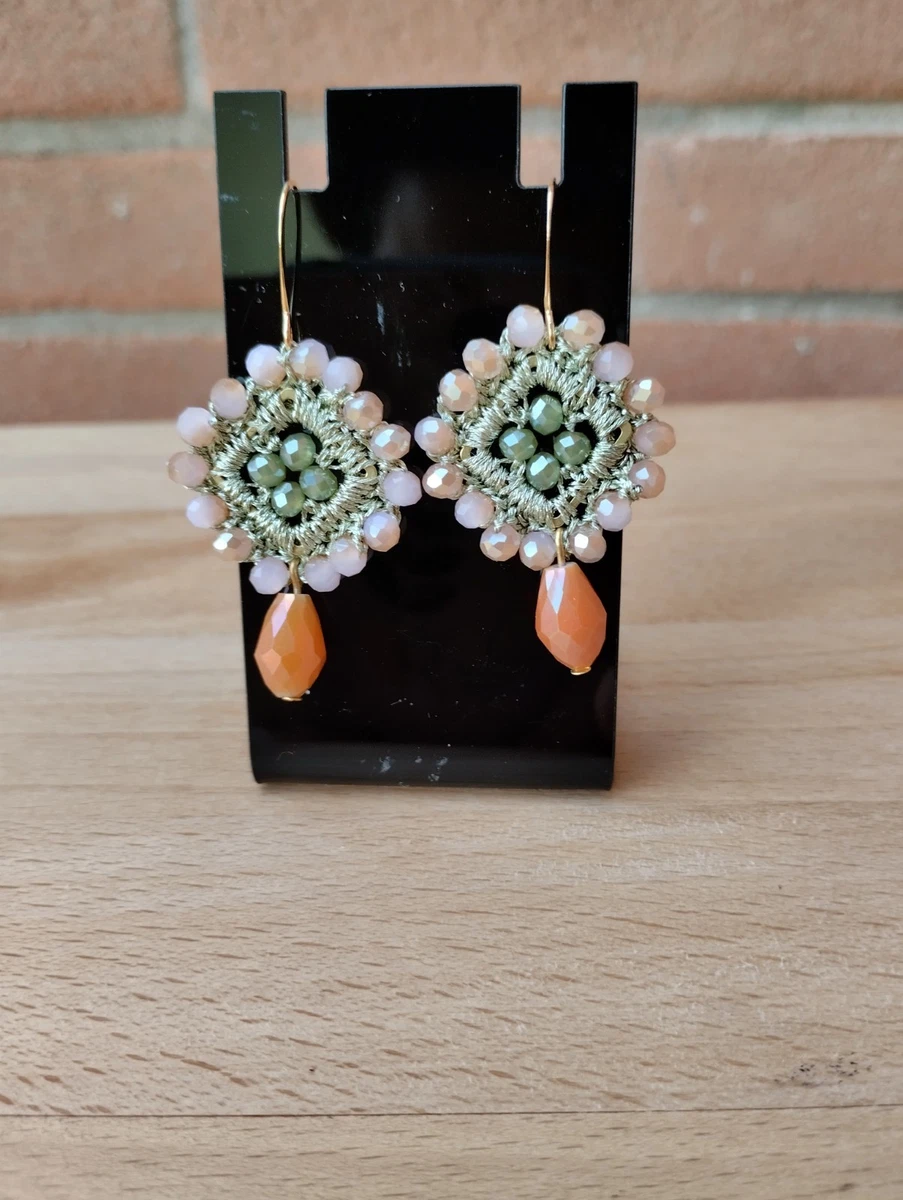 Orecchini Pendenti in Cristallo Verde Creati con Cristalli Zircondia® : Philip Jones