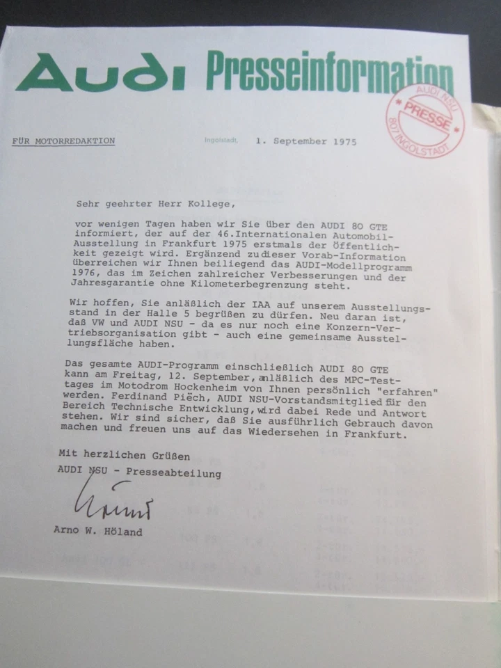 Audi Presse Mappe, 1975/76, deutsche Sprache, mit Preisen und technischen Daten - Bild 2 von 4