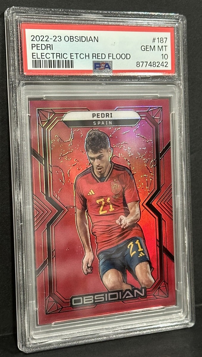 2022-23 Panini Obsidian Soccer FIFA Spain Pedri Red Flood #1