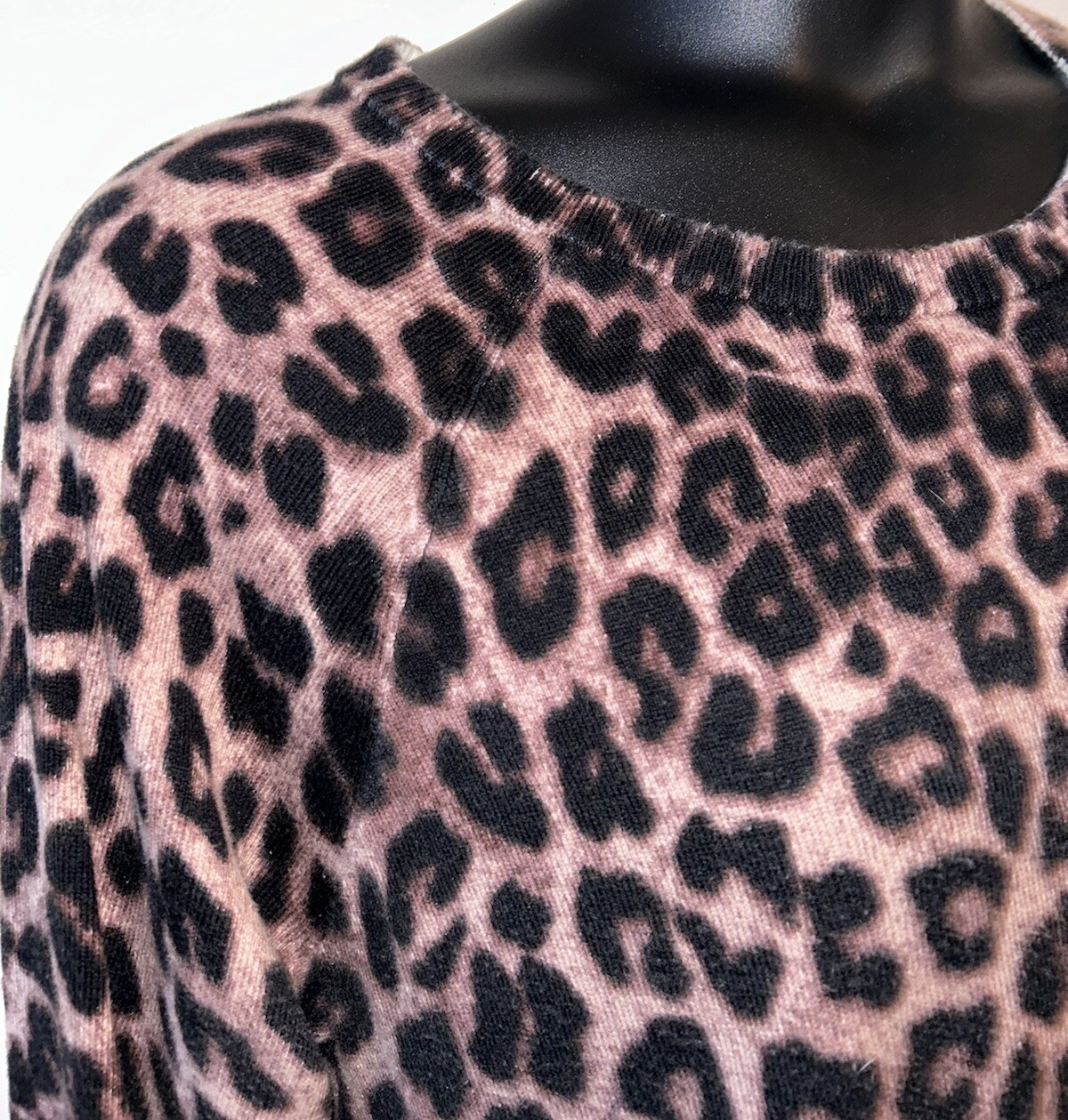 Torrid 1 1X PLUS Pullover Leopard Round Neck Swea… - image 4